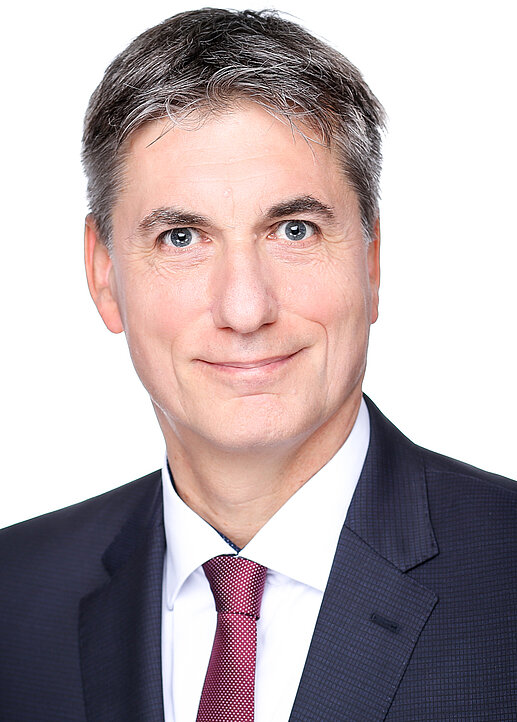 Dirk Arne Kuhrt<span>Geschäftsführer Kompetenzbereich<br>WÄRMEMARKT</span>